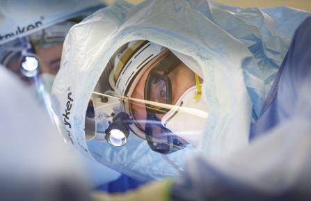 Providers performing shoulder surgery
