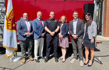 Group photo with firefighters