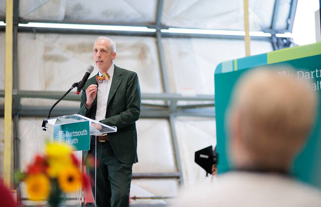  Nathan E. Goldstein, MD, announcing gift for the Vicki French Hospital at Home